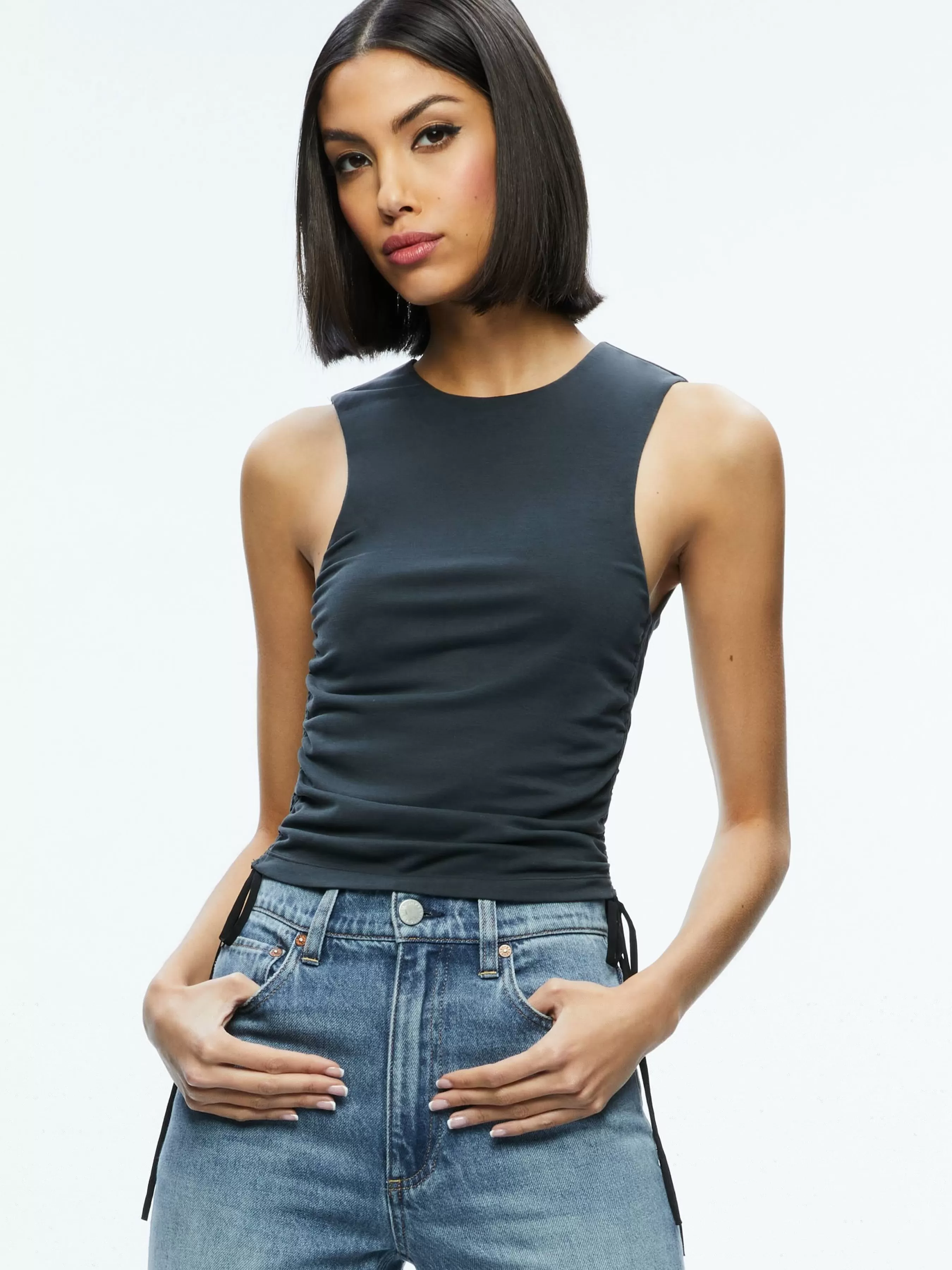 Alice and Olivia CHRISSY CREWNECK RUCHED CROP TOP