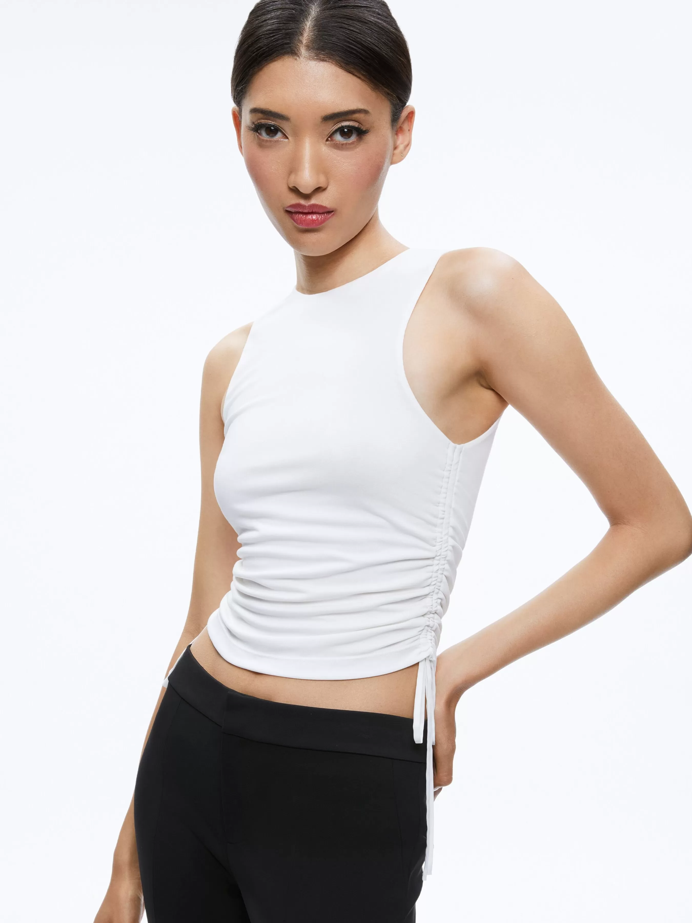 Alice and Olivia CHRISSY CREWNECK RUCHED CROP TOP