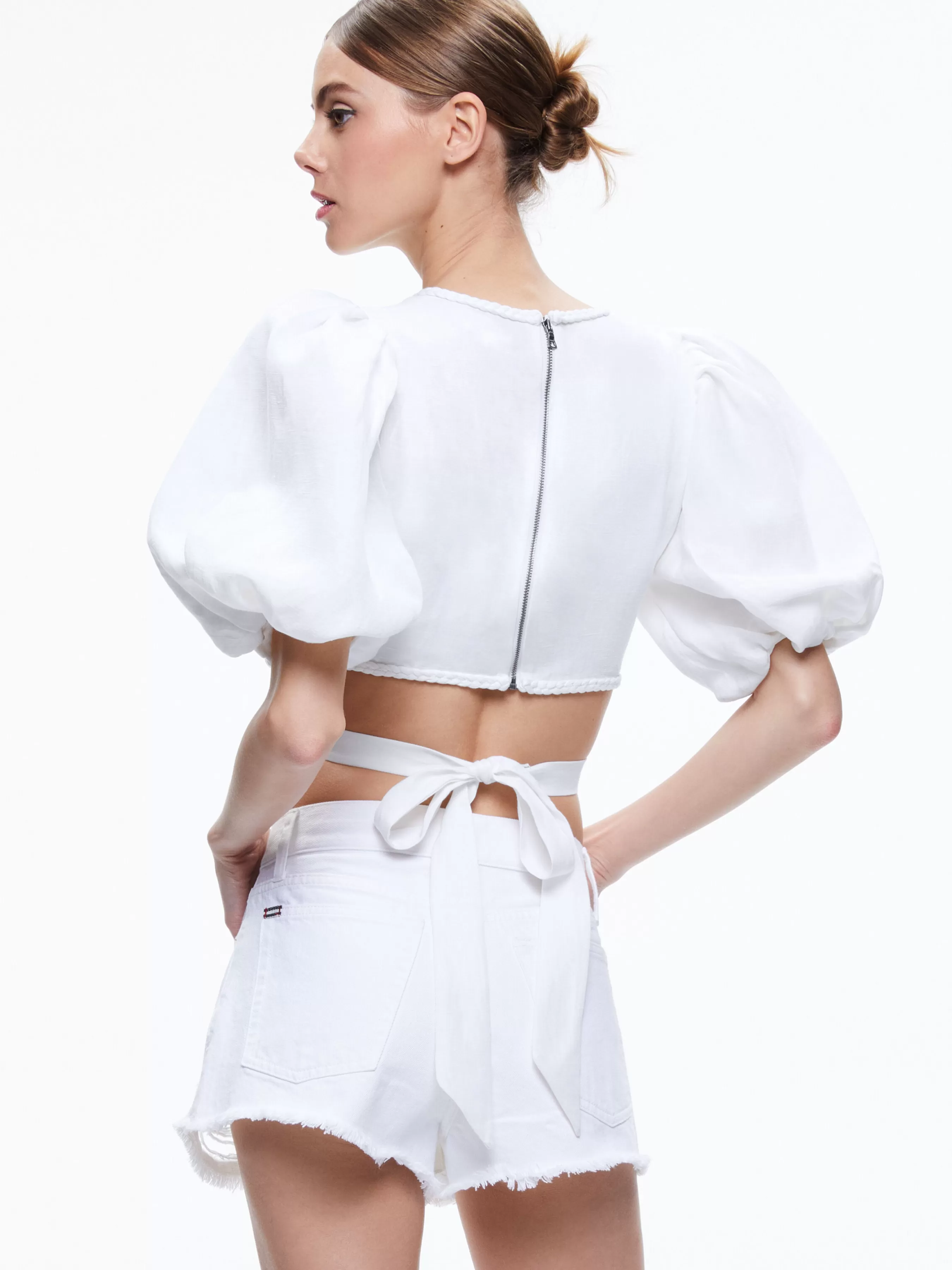 Alice and Olivia COLETTE TIE PUFF SLEEVE CROP TOP