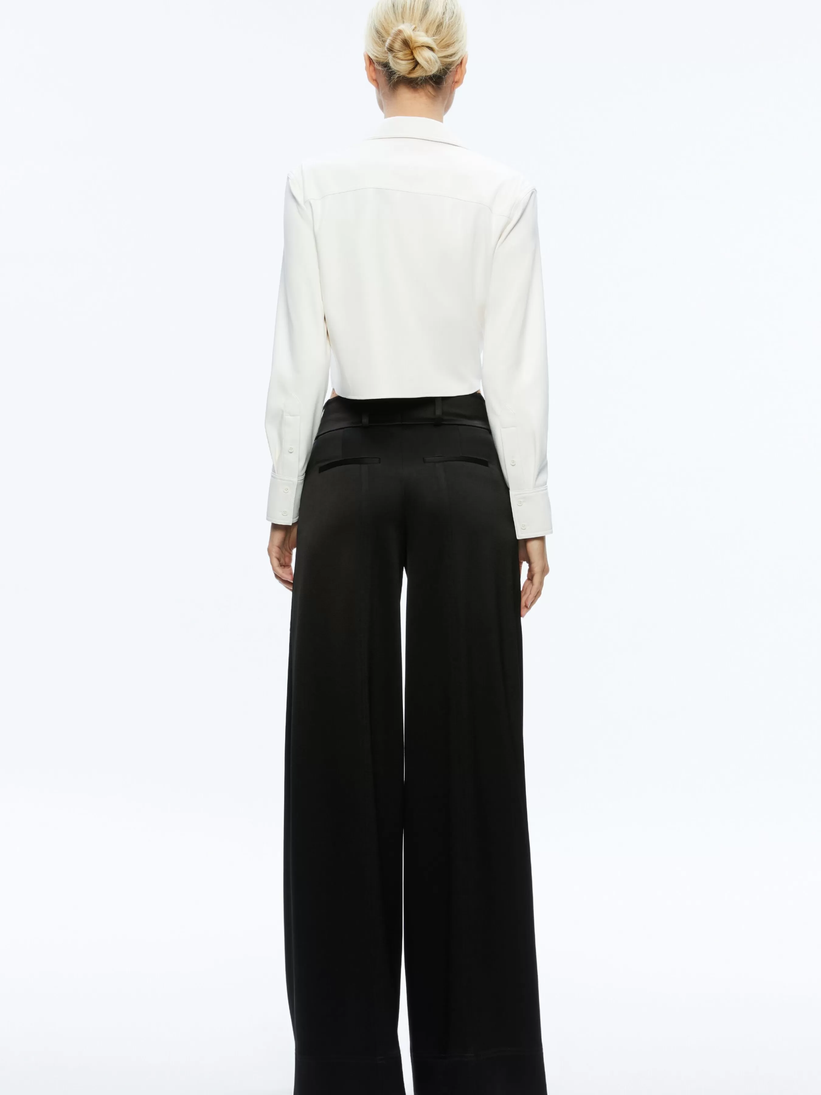 Alice and Olivia LEON CROPPED VEGAN LEATHER BUTTON DOWN