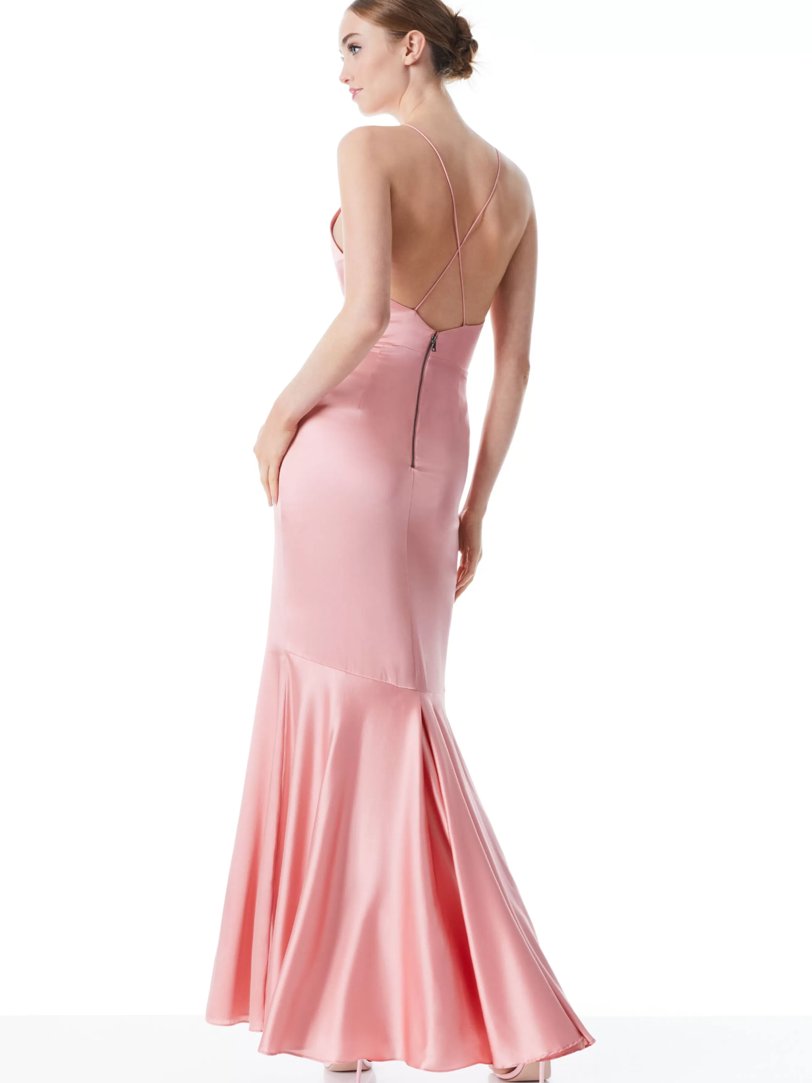 Alice and Olivia SAMIA HALTER NECK FISHTAIL GOWN