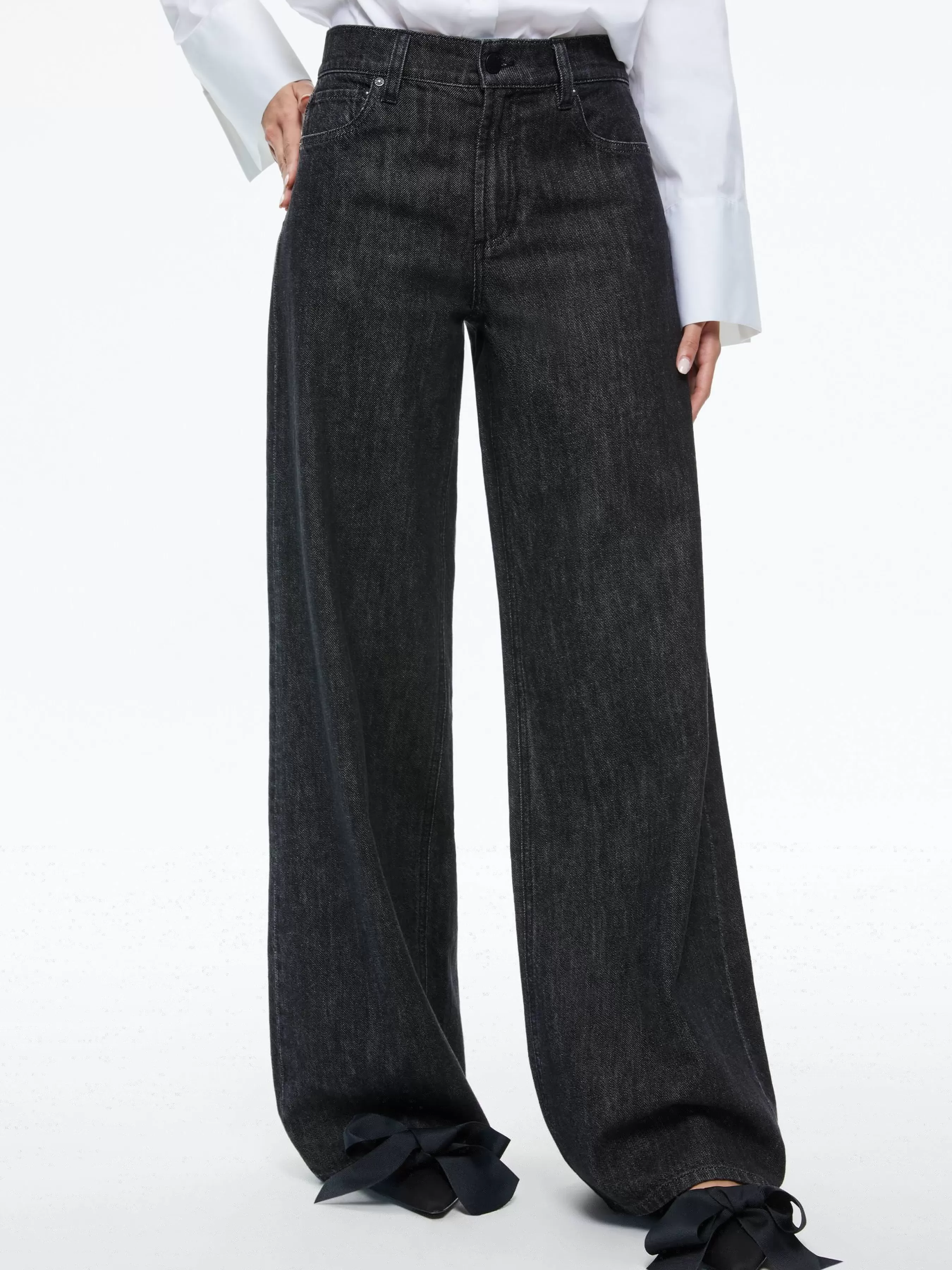 Alice and Olivia TRISH MID RISE BAGGY JEAN