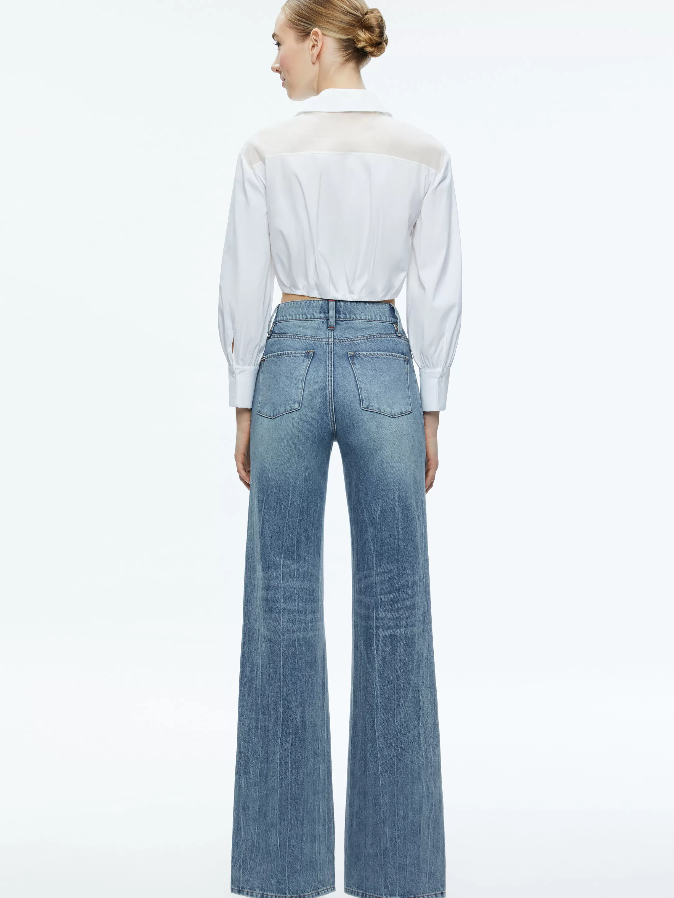 Alice and Olivia TRUDY CROPPED BUTTON DOWN